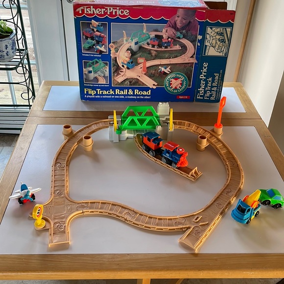 VTG 1992 Fisher Price Flip Track Rail & Road - Picture 2 of 16